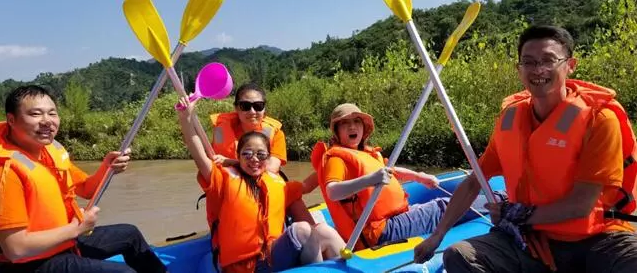 走進(jìn)太行山，親水愛(ài)自然