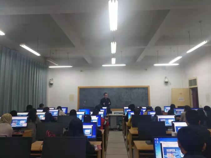 臨夏州教師培訓(xùn)中心 | 堅(jiān)持自主學(xué)習(xí)，強(qiáng)化時(shí)間觀念