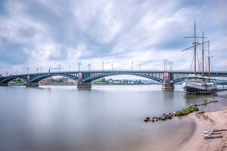 報(bào)名通信工程專升本需要哪些條件？