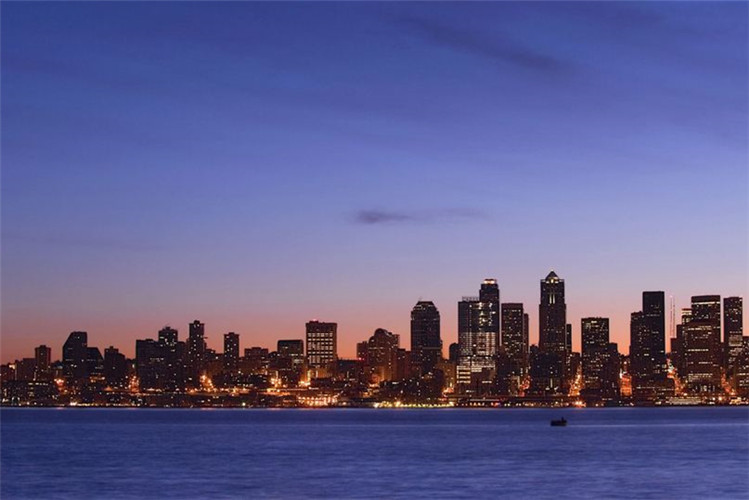 北京大學醫(yī)院遠程教育學費多少？