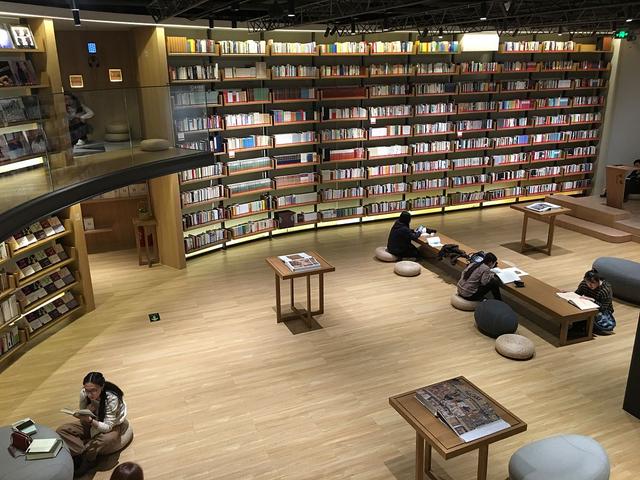 哈佛學(xué)霸秘訣：莫要深陷“題海戰(zhàn)術(shù)”，精練深思是關(guān)鍵