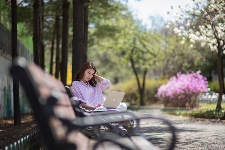 崇左報考專升本有哪些流程？能在網(wǎng)上報名嗎？