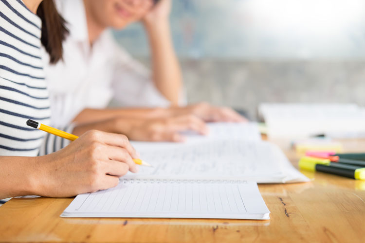 阿克蘇專升本報(bào)名需要什么條件？