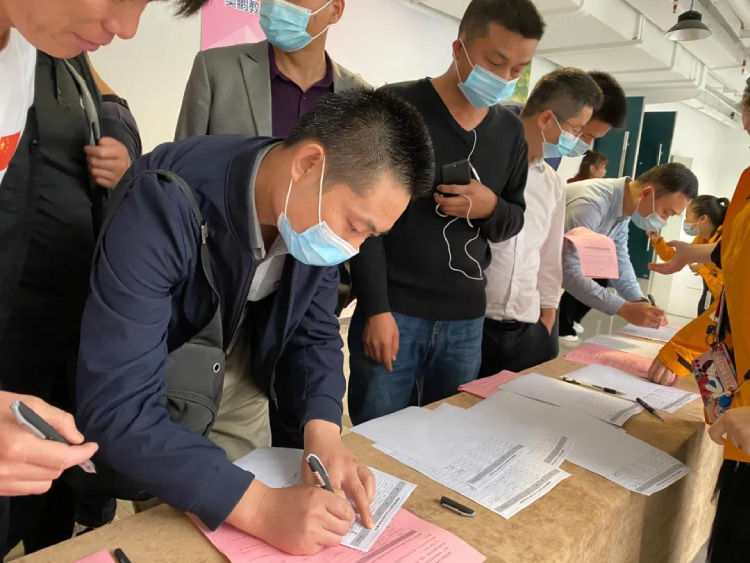 深圳直屬 | 2021春季“春暖花開，擁抱未來”開學典禮